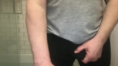 lvguynextdoor440656 online show from 11, 3, 2026