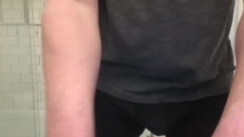 lvguynextdoor440656 online show from 11, 4, 2026