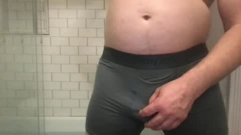 lvguynextdoor440656 online show from 13, 6, 2026