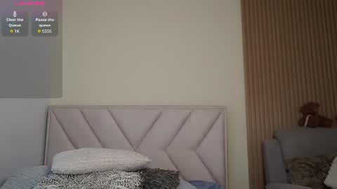 lya_aron_couple online show from 9, 7, 2026