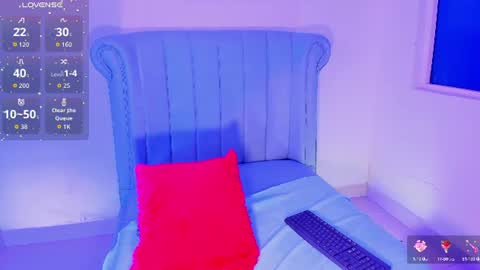 LYA DUBOIS  online show from 14, 6, 2026