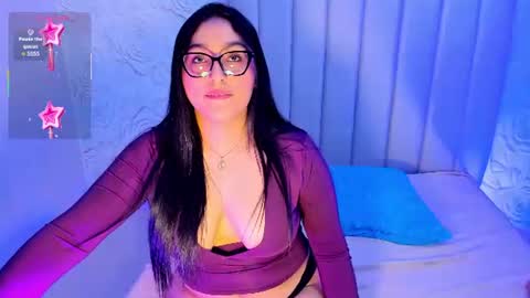 LYA DUBOIS  online show from 17, 6, 2026