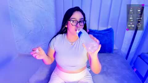 LYA DUBOIS  online show from 20, 6, 2026