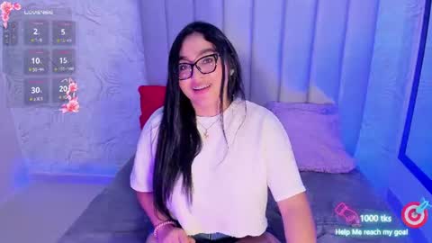 LYA DUBOIS  online show from 25, 6, 2026