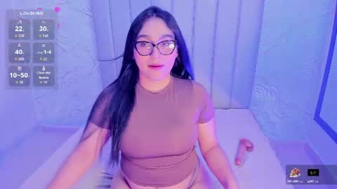 LYA DUBOIS  online show from 1, 7, 2026