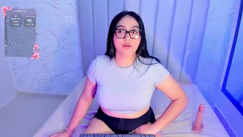 LYA DUBOIS  online show from 2, 7, 2026