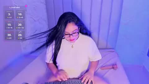 LYA DUBOIS  online show from 11, 7, 2026