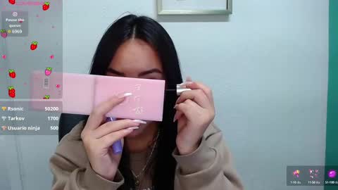 Snapshot of lya_levine chatting on 28, 2, 2025 Lya online show from 28, 2, 2025