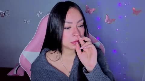 Snapshot of lya_levine chatting on 12, 9, 2025 Lya online show from 12, 9, 2025