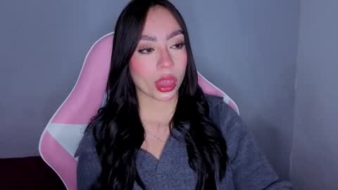 Snapshot of lya_levine chatting on 11, 10, 2025 Lya online show from 11, 10, 2025