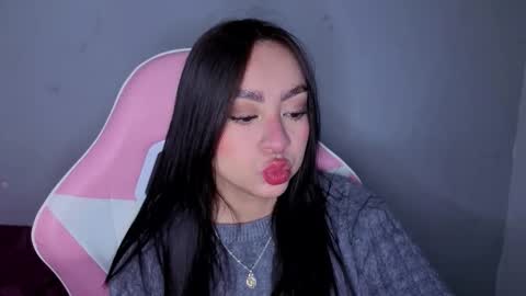 Snapshot of lya_levine chatting on 21, 10, 2025 Lya online show from 21, 10, 2025