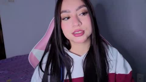 Snapshot of lya_levine chatting on 6, 11, 2025 Lya online show from 6, 11, 2025