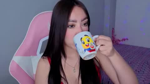 Snapshot of lya_levine chatting on 13, 11, 2025 Lya online show from 13, 11, 2025