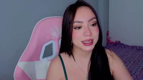 Snapshot of lya_levine chatting on 22, 11, 2025 Lya online show from 22, 11, 2025