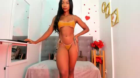 Snapshot of lyabloom chatting on 7, 7, 2026 LyaBloom online show from 7, 7, 2026