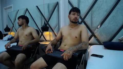 Snapshot of lyam_saenz chatting on 11, 11, 2025 lyam_saenz online show from 11, 11, 2025