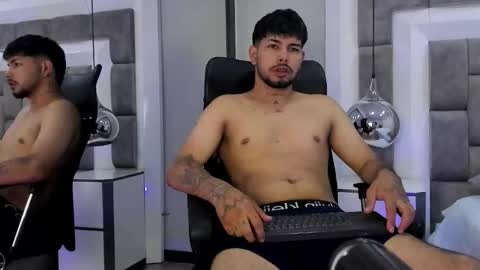 Snapshot of lyam_saenz chatting on 11, 11, 2025 lyam_saenz online show from 11, 11, 2025