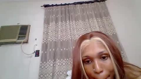 Snapshot of lydiahmuchai056 chatting on 6, 6, 2026 lydiahmuchai056 online show from 6, 6, 2026