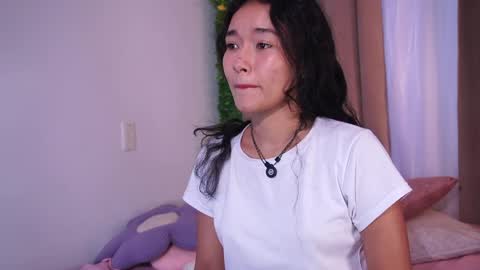 Lyhana Lee online show from 27, 4, 2026