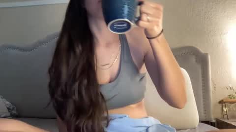 Olivia online show from 23, 2, 2025