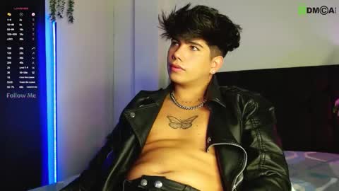 Lyle Bennett Freelance Model online show from 2, 10, 2025