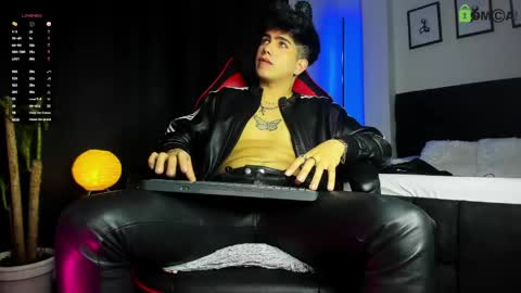 Lyle Bennett Freelance Model online show from 31, 5, 2026