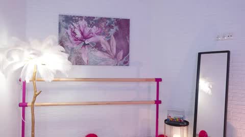 Lyly   online show from 18, 2, 2025