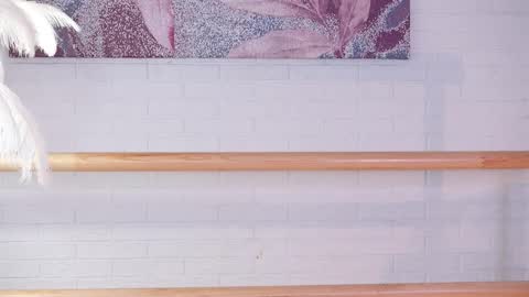 Lyly   online show from 7, 3, 2025