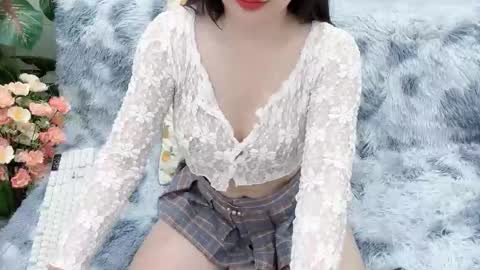 lyly_sweet97 online show from 28, 4, 2026