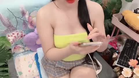 lyly_sweet97 online show from 18, 7, 2026