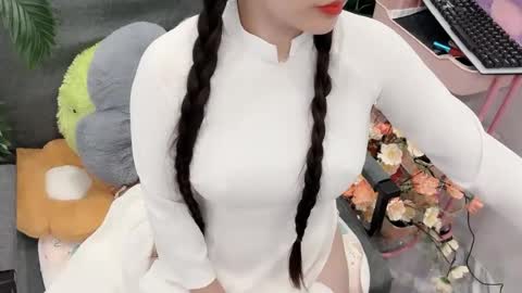 lyly_sweet97 online show from 30, 7, 2026