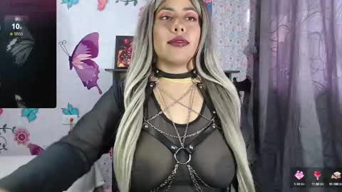 Snapshot of lylyum_k chatting on 5, 1, 2025 kat online show from 5, 1, 2025