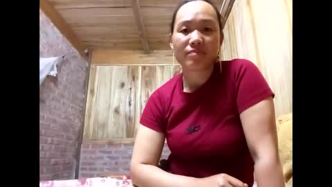 Snapshot of lyn_eva chatting on 13, 5, 2026 lyn_eva online show from 13, 5, 2026