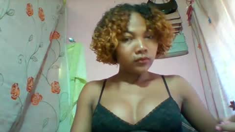 lyndah19 online show from 5, 3, 2026