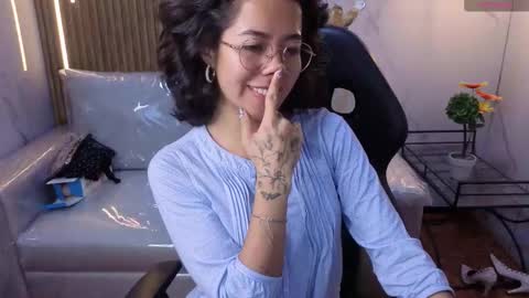 lynn_turner_ online show from 6, 2, 2026