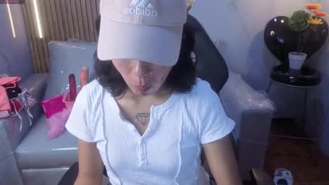 lynn_turner_ online show from 15, 3, 2026