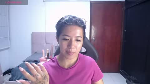 lynn_turner_ online show from 10, 6, 2026