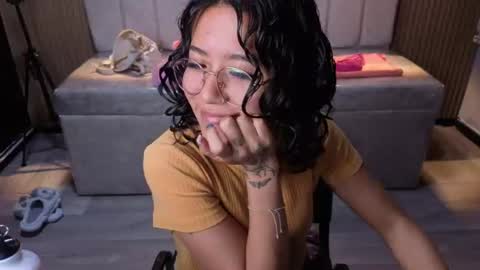 lynn_turner_ online show from 18, 6, 2026