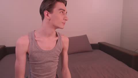 Snapshot of lyonfilm chatting on 1, 12, 2024 KennyEliot online show from 1, 12, 2024