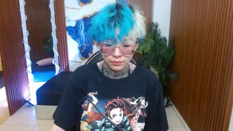 lyra_tay online show from 7, 4, 2026