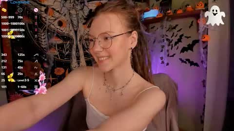 Lyra online show from 4, 11, 2025