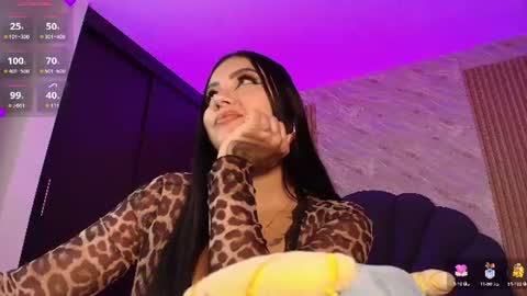    VIVIANA    online show from 7, 8, 2026