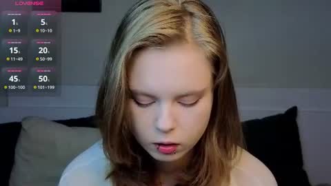 Julie online show from 3, 8, 2026