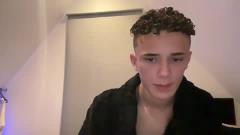 Snapshot of lz_britboy chatting on 12, 2, 2025 NEW Leo lz britboy online show from 12, 2, 2025