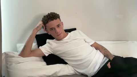  NEW   Leo  lz britboy online show from 24, 2, 2026