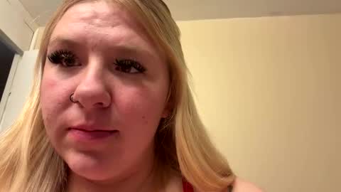 m1lf19 online show from 15, 4, 2026