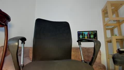 Mila online show from 2, 12, 2024