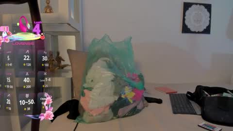 Mila online show from 15, 1, 2026