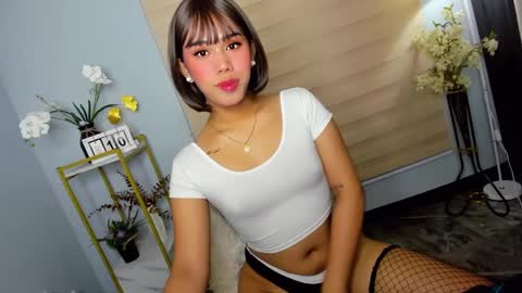 Janelovesu online show from 10, 3, 2025