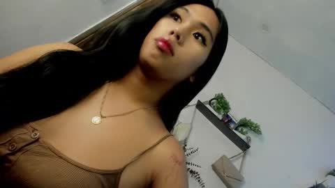 Janelovesu online show from 13, 5, 2026